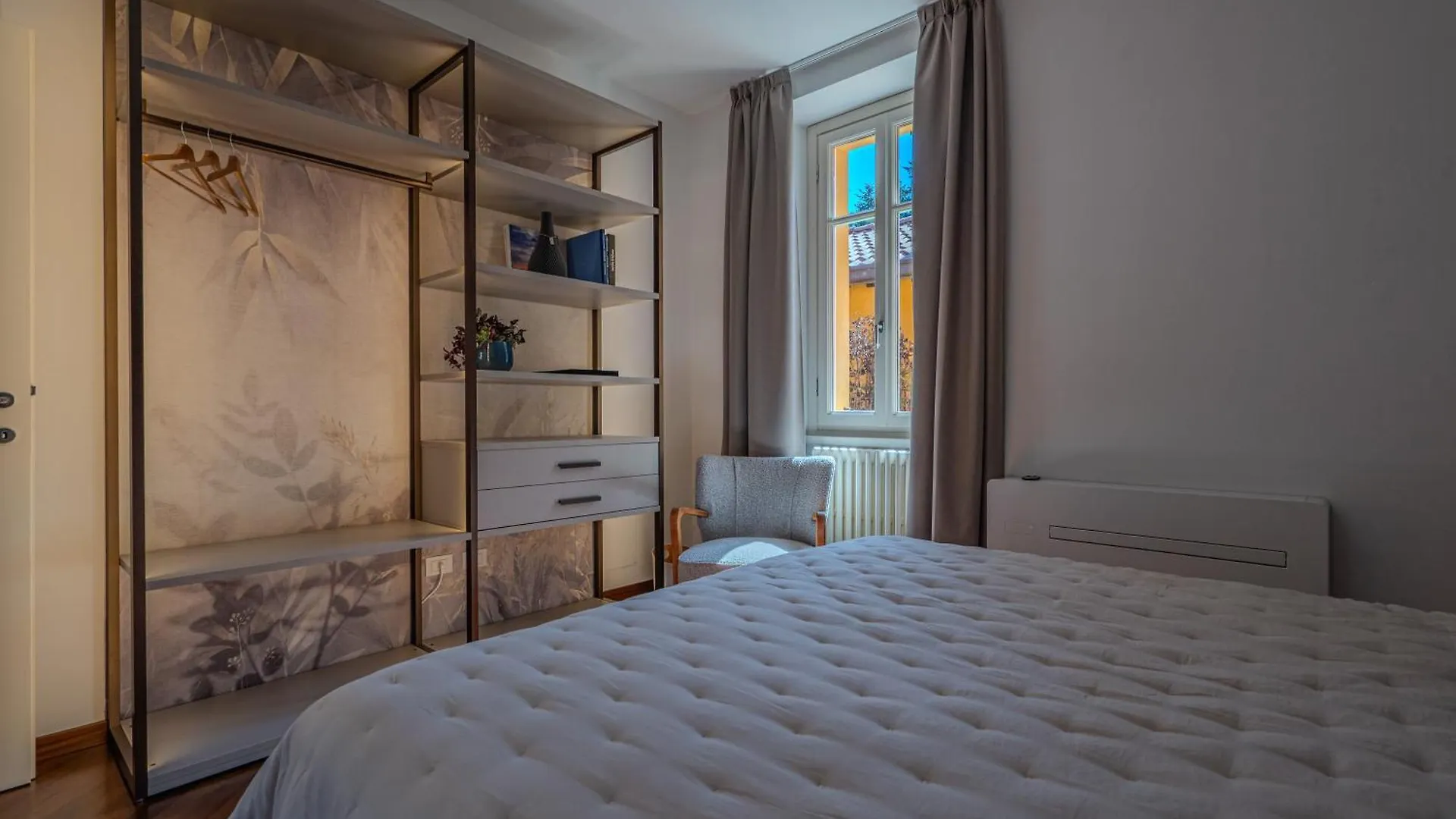 Greenlake Como Apt & Parking 0*,  Italien