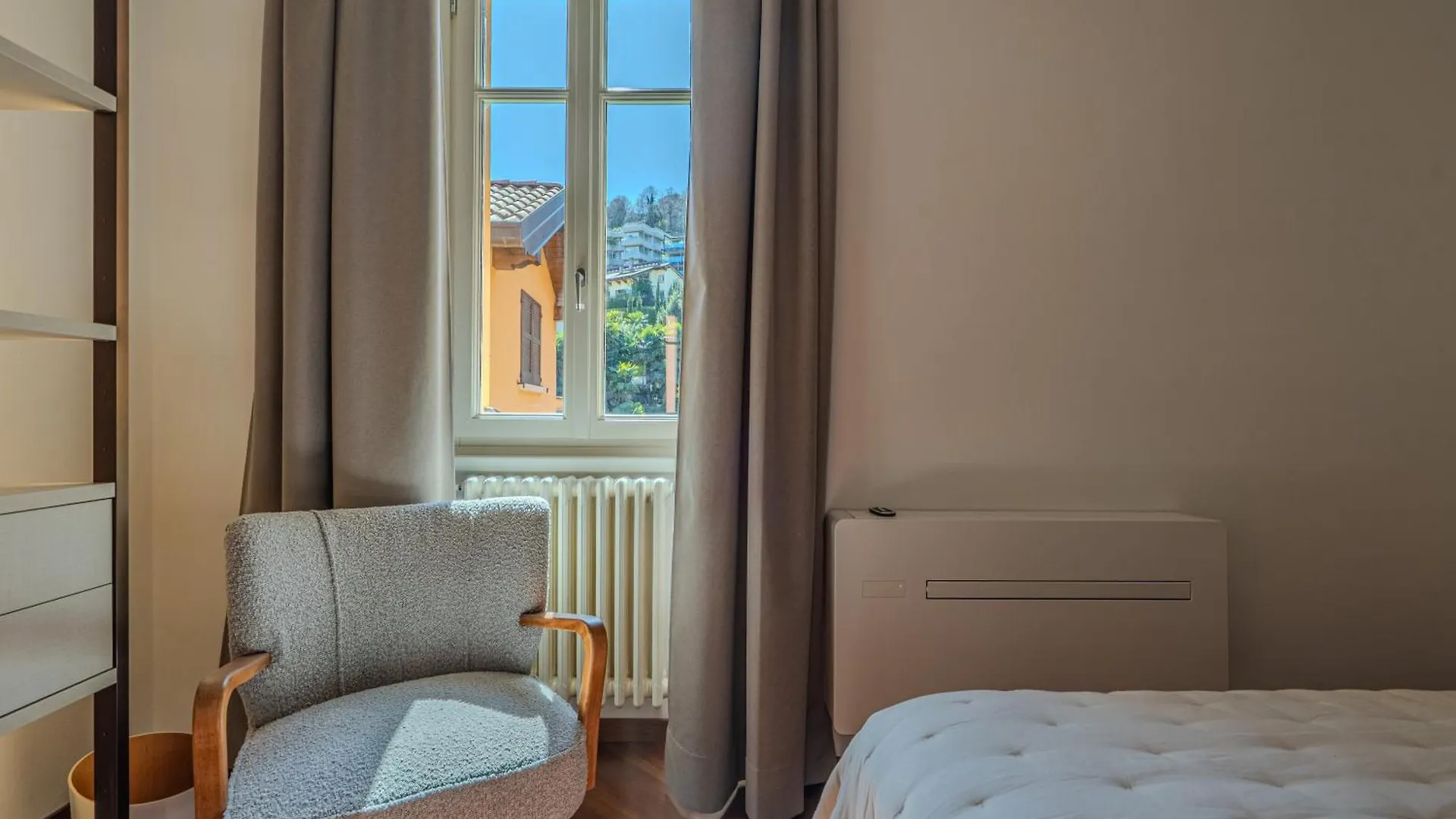 Greenlake Como Apt & Parking 0*,  Italien