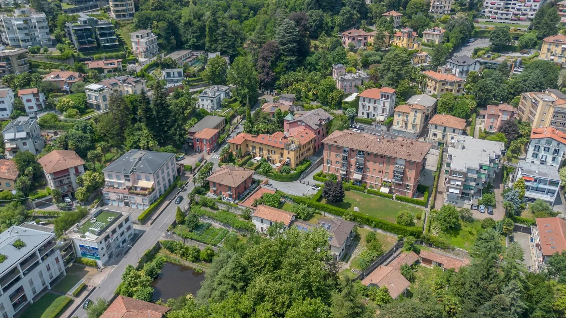 Greenlake Como Apt & Parking Lejlighed